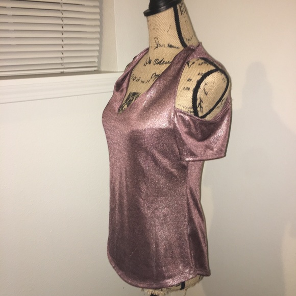 Juicy couture metallic cold shoulder top - Picture 3 of 4